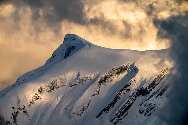 Schwalmis beim Stanserhorn – Stürmisches Winterlicht